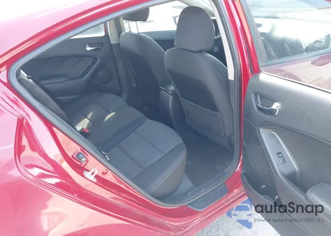 2015 Kia Forte Lx z USA, uszkodzony, nr VIN KNAFX4A62F5421792